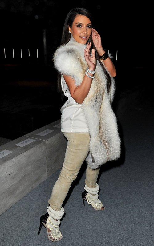 Попа Ким Кардашьян снова в центре внимания!