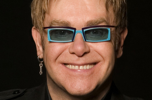 Жуткая весть! Элтон Джон при смерти!