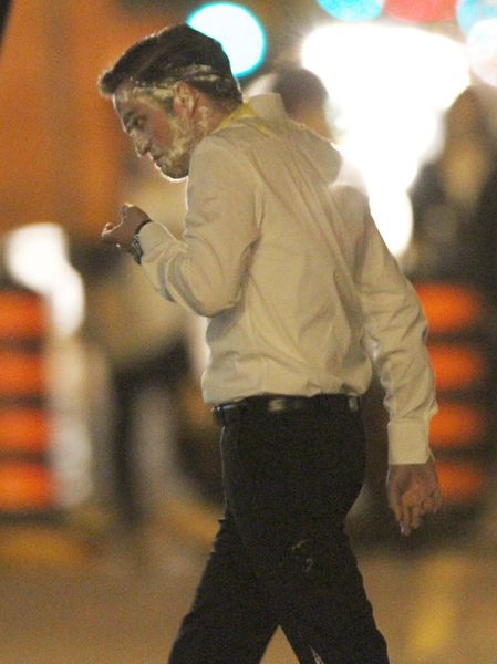 паттинсон получил тортом по лицу