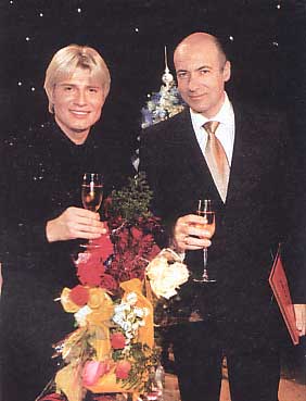 Басков очаровал маму Крутого