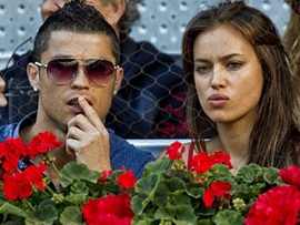 Ирину Шейк не оттолкнула от Криштиана Роналду даже интрижка с другой женщиной