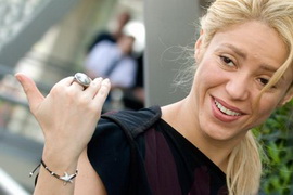 Дженнифер Лопес без юбки и Шакира без макияжа!