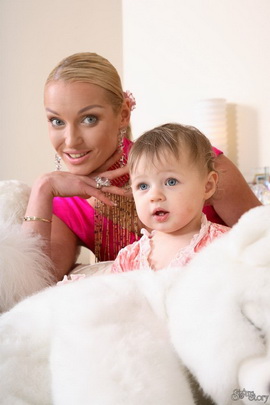  Скандально известная Анастасия Волочкова наконец-то влюбилась и собирается замуж