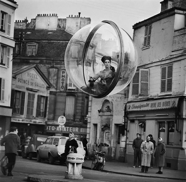 «Парижанка в пузыре» очаровала весь мир!