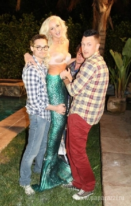 У Ольги Бузовой совсем недавно был зеленый хвост