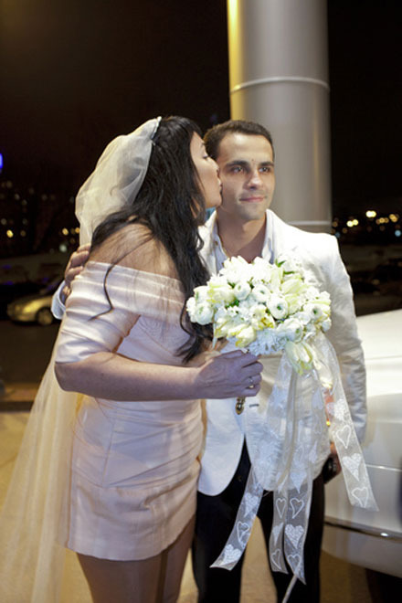 Эксклюзивные фото со свадьбы Лолиты!