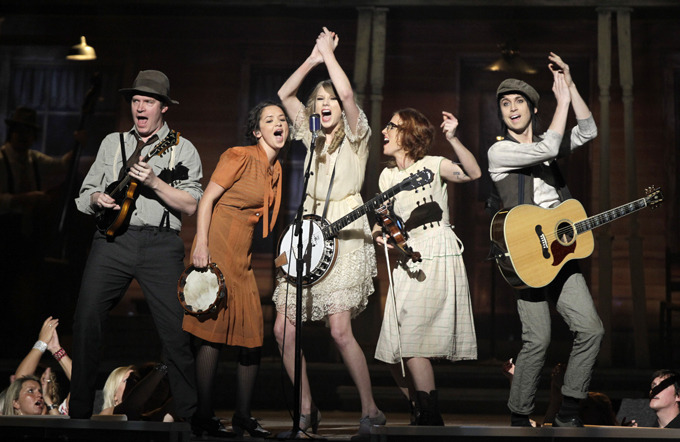 Звезды Country Music Awards-2011 – фоторепортаж дня! 