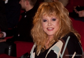 Алла Пугачева изуродовала  себе лицо