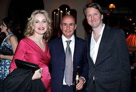 Жених Шерон Стоун ниже ее аж на полголовы