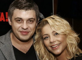  Тина Кароль сделала супругу пикантный подарок на День рождения