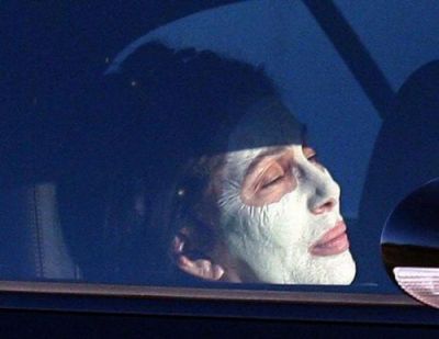 Пьяные, пузатые и непричесанные звезды попались в объектив папарацци!