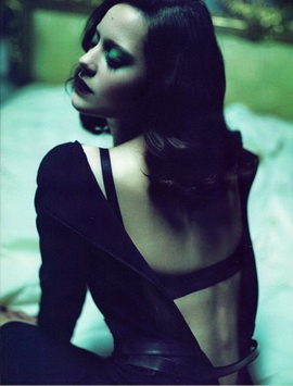 Актрису Марион Котийяр материнство превратило в красотку: наслаждаемся загадочной готичностью!  