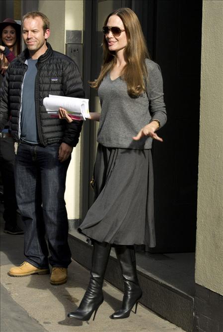 Анджелина Джоли сделала подарок поклонникам!