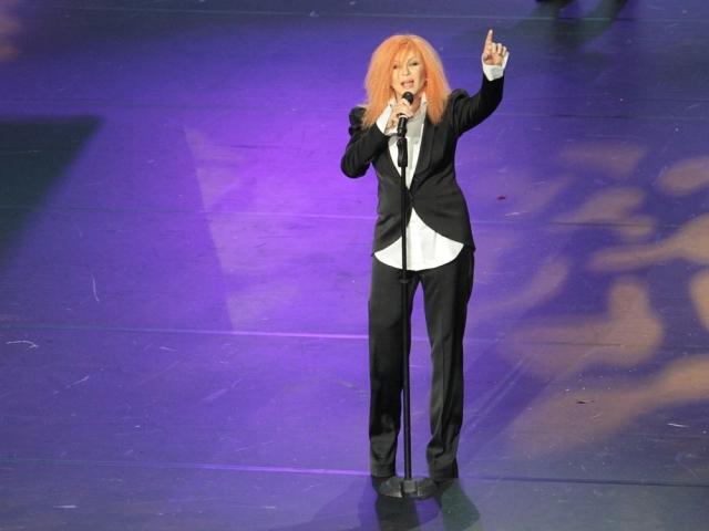 Ирина Билык опять перекрасилась: апельсиновая шевелюра для дуэта с Бронюком!