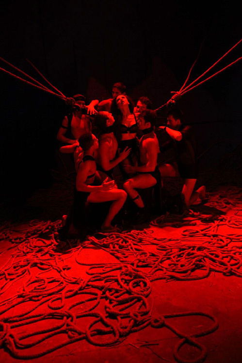 Солистка группы «Винтаж» Аня Плетнева устроила в Киеве беременный стриптиз!