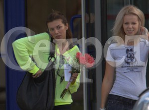 Анна Седокова без макияжа в аэропорту «Борисполь»