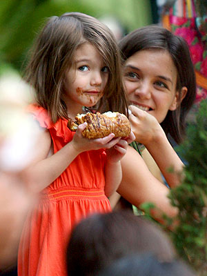 Сури Круз попала в секту!