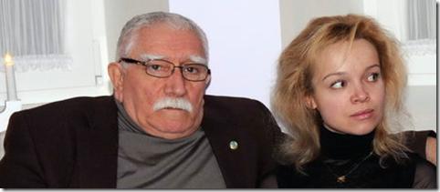 Молодая любовница Джигарханяна выживает из театра конкурентов!