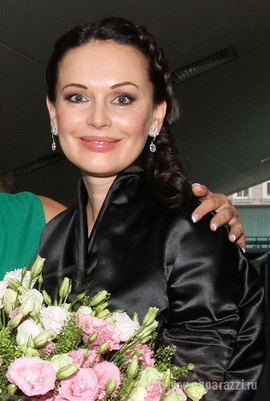 Жена Сергея Безрукова помолодела на 30 лет