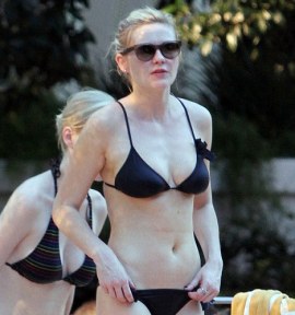 article-2052725-0E815A1A00000578-67 468x983