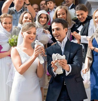 Звезда российского кино беременна!