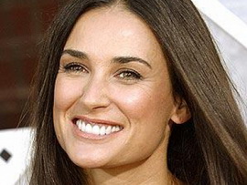 Деми Мур заболела из-за измены мужа?