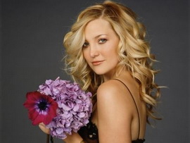 Кейт Хадсон впервые после родов на людях аппетитная секси-мамочка