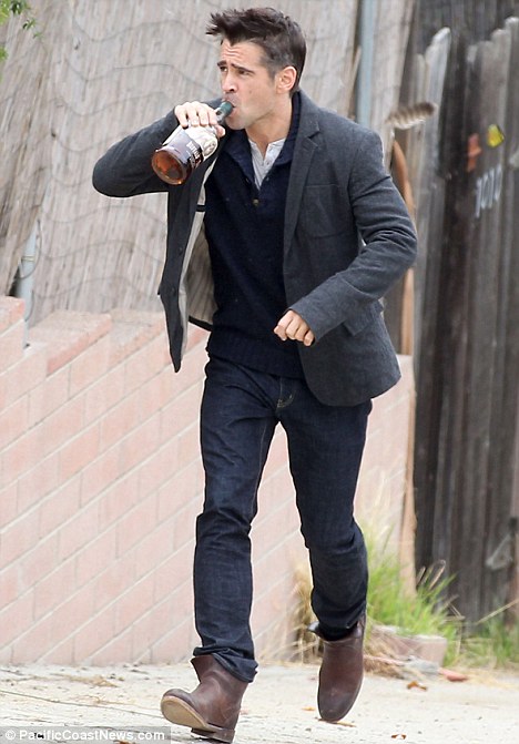 Колин Фаррел напился в драбадан!