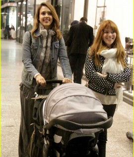 jessica-alba-haven-milan-mommy-12