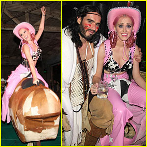 Кэти Перри оседлала бычка в стриптиз клубе!