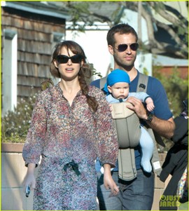 natalie-portman-day-out-family-01
