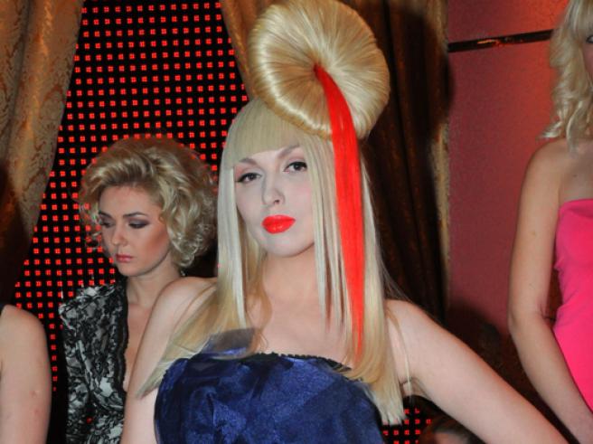 Самая популярная блондинка страны оказалась обычной хамкой!