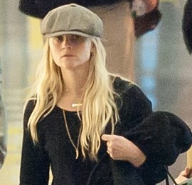 reese-witherspoon-lax-kids-02