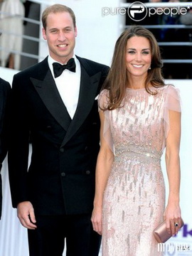 Самые запоминающиеся звездные фото уходящего года по версии People