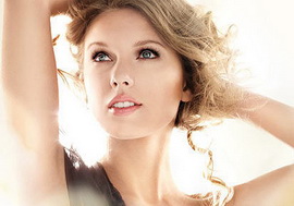 У нас в руках оказались запрещенные снимки