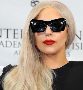 20111226-gaga-post