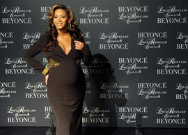 Самые стильные беременные звезды уходящего года