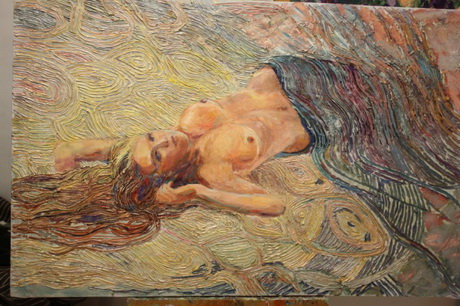 Катя Осадчая увеличила грудь и бедра 