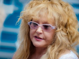 Алла Пугачева внезапно помолодела на 30 лет