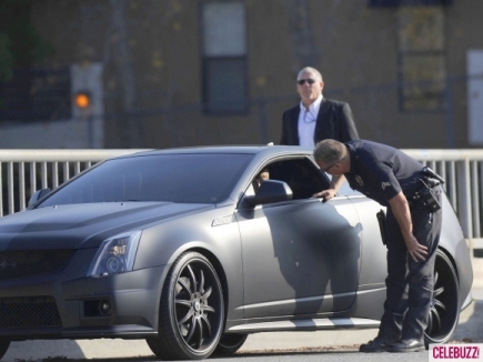 Justin-Bieber-Gets-Pulled-Over-5-580x435