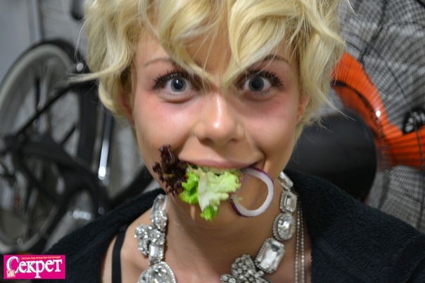 У Тины Кароль украли личные фото с телефона: самые шокирующие кадры только у нас!