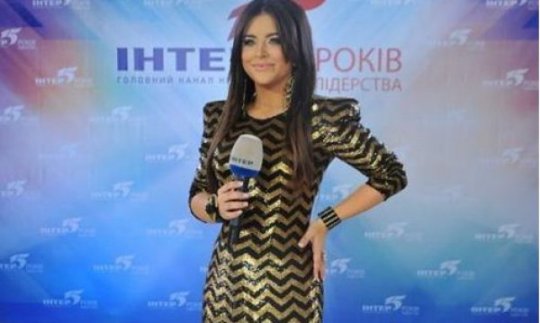 Ани Лорак снова превратилась в толстушку!