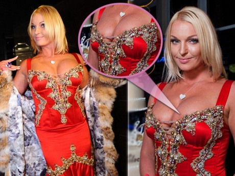 Анастасия Волочкова поразила своей огромной грудью