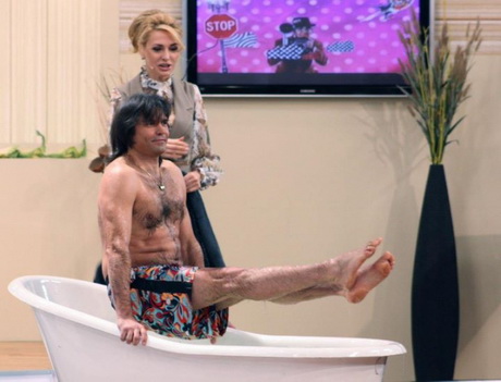 Ольга Сумская обнародовала интимные снимки своего супруга