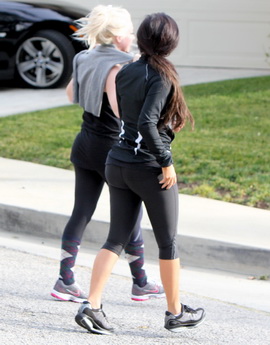 Ким Кардашьян без макияжа 