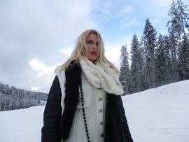 Любовница бывшего мужа Ани Лорак осталась в диких горах