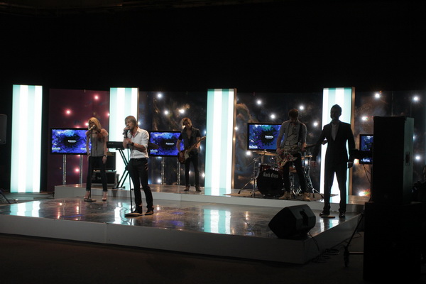 Эдуард Романюта прошел в финал национального отбора «Евровидение 2012»