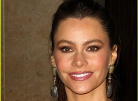 sofia-vergara-melissa-mccarthy-alicia-keys-pga-17