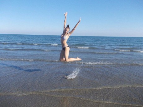 Возлюбленная Владимира Кличко выложила свои интимные фото в интернет