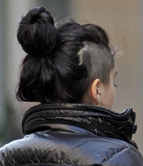 15-летняя дочь Мадонны изуродовала себя!